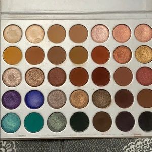 Morphe x Jaclyn Hill palette